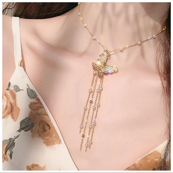 Metallic Colorful Crystal Butterfly Set - Picture 8 of 10